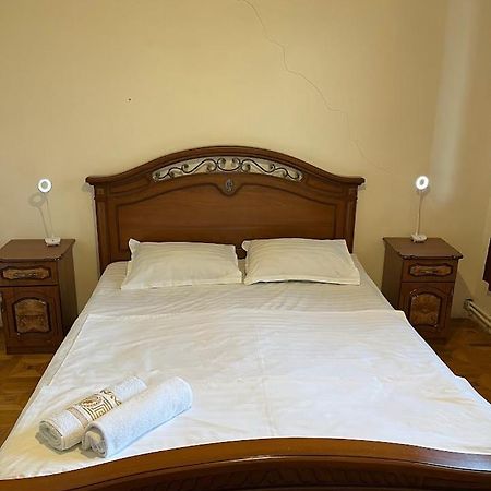 Guest House Saman Garni Exteriér fotografie